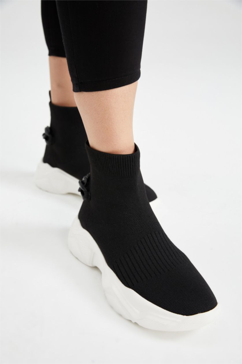 Женщины Черный Повседневная обувь на тостой подошве для женщин