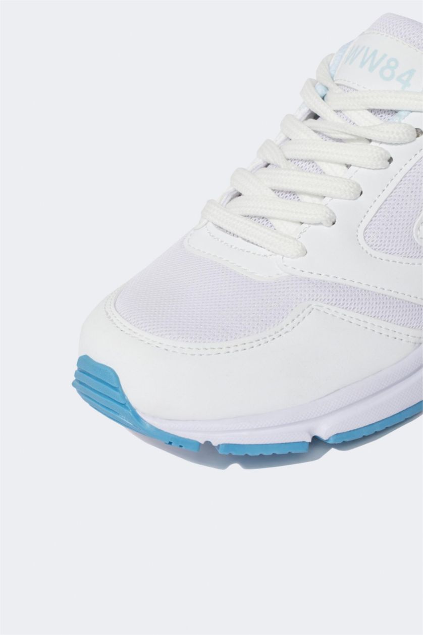 Kadın Beyaz Kadın DeFactoFit Wonder Woman Düz Taban Bağcıklı Spor Ayakkabı