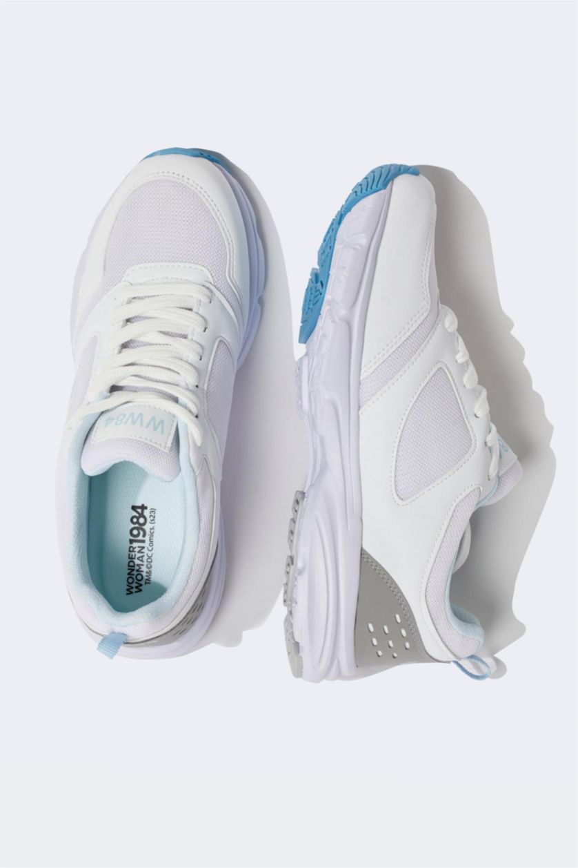 Kadın Beyaz Kadın DeFactoFit Wonder Woman Düz Taban Bağcıklı Spor Ayakkabı