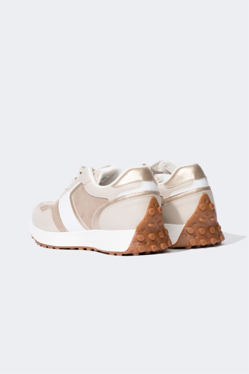 نساء بيج حذاء سنيكرز نسائي شمواه برباط وكعب مسنن من باتمان