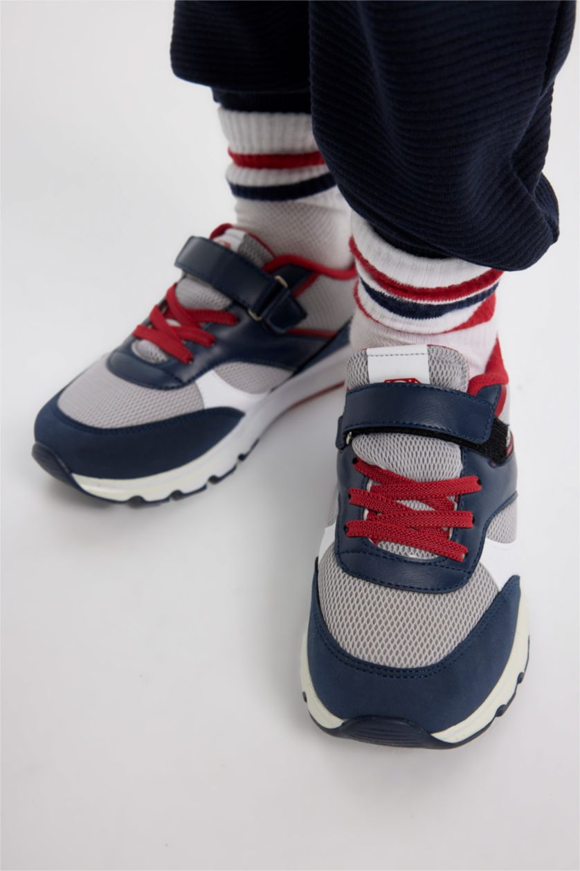 Erkek Çocuk - Genç Erkek Lacivert Erkek Çocuk Superman Kalın Taban Cırt Cırtlı Spor Ayakkabı