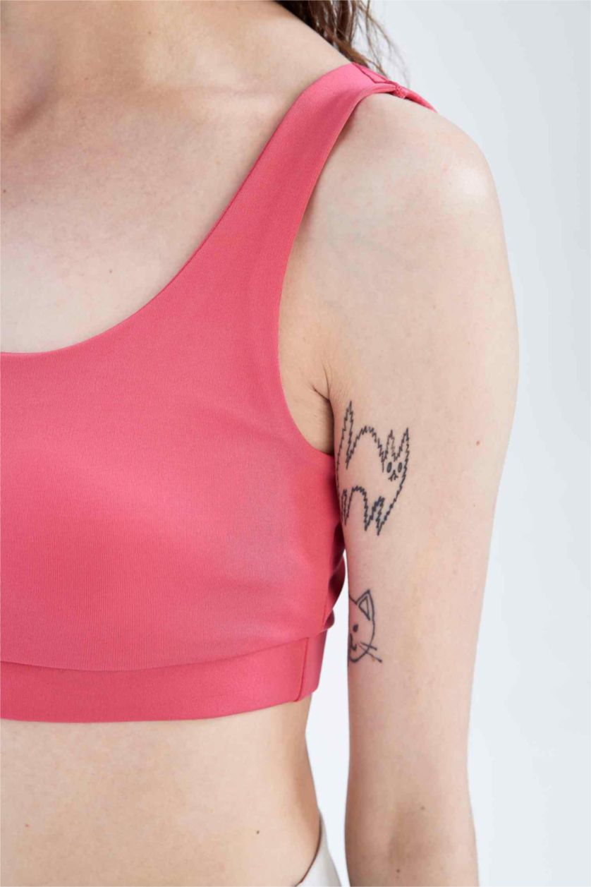 WOMAN Pink DeFactoFit Crew Neck Sports Bra