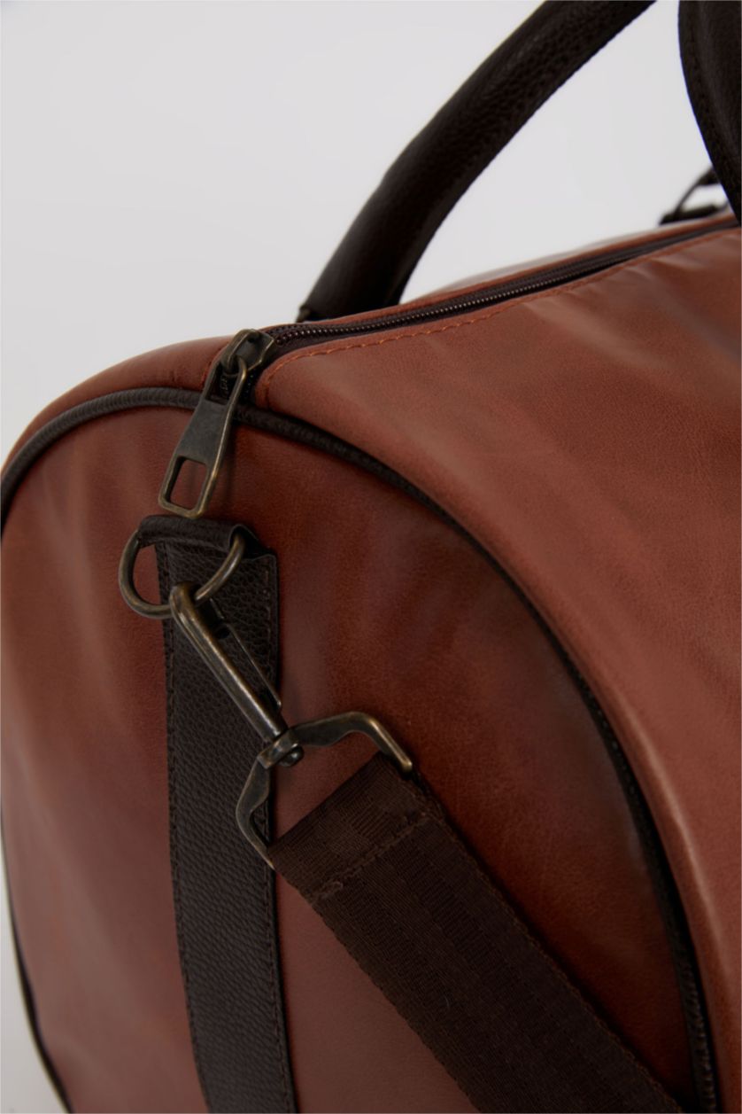 رجال بني شنطة سفر و رياضة جلد صناعي