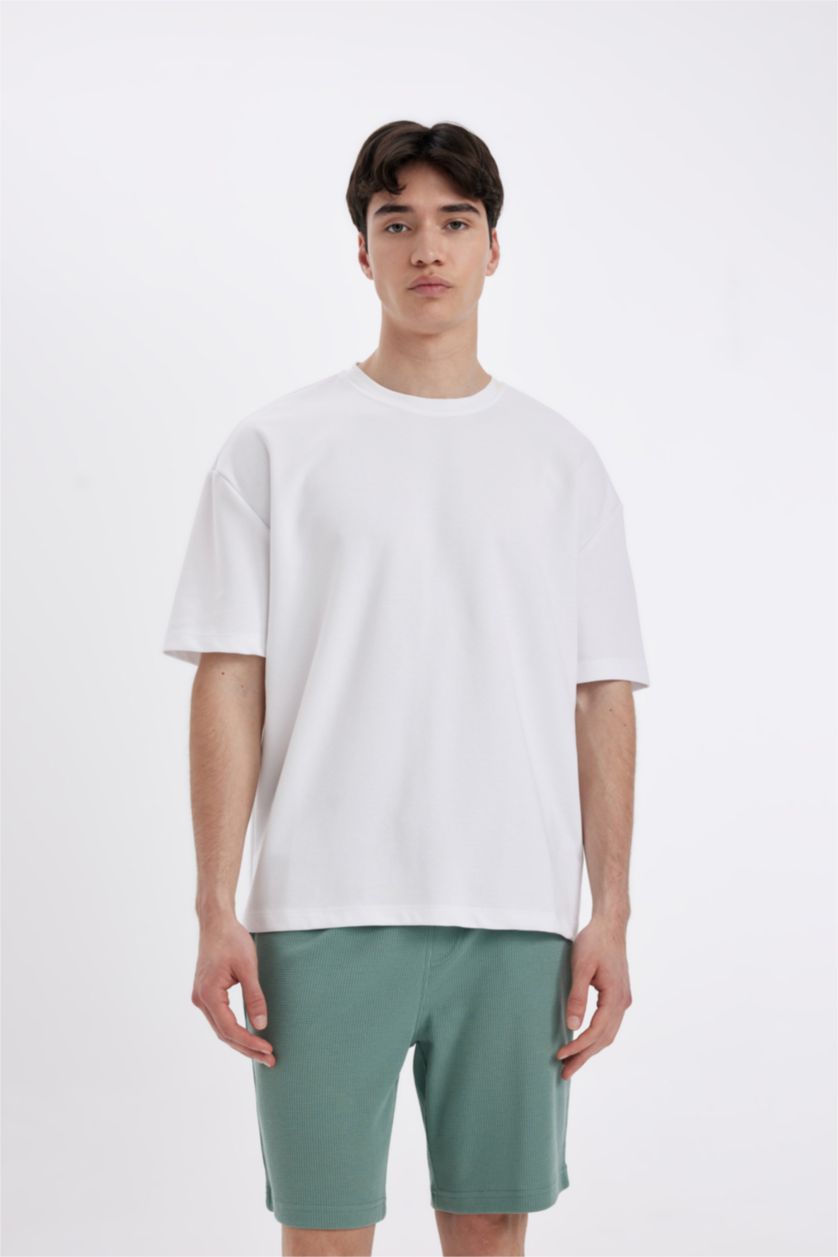 رجالي أخضر شورت بيزك سليم فيت