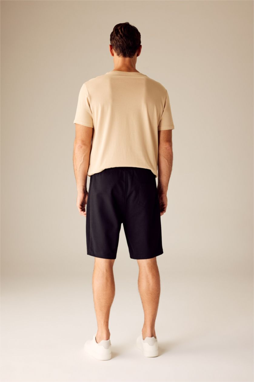 HOMME Noir Short Coupe Régulière