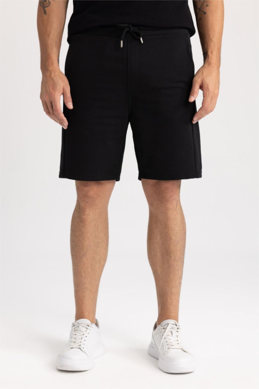 HOMME Noir Short Coupe Régulière