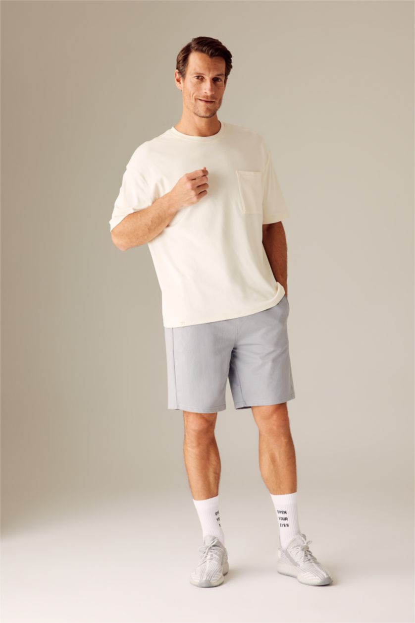 HOMME Gris Short basique à coupe régulière