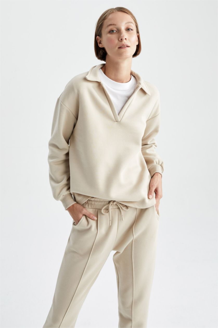 FEMME Beige Sweat- Shirt Coupe décontractée Col Polo Manche Longue
