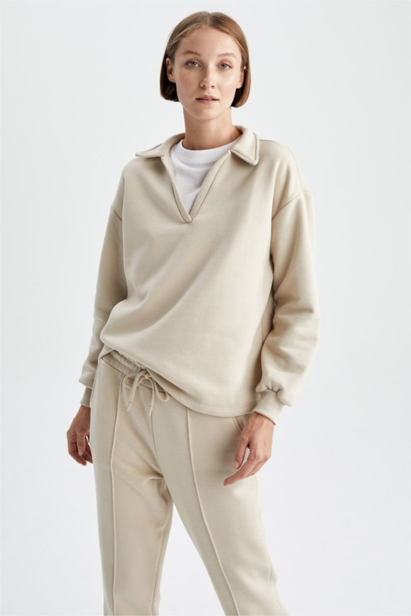 FEMME Beige Sweat- Shirt Coupe décontractée Col Polo Manche Longue