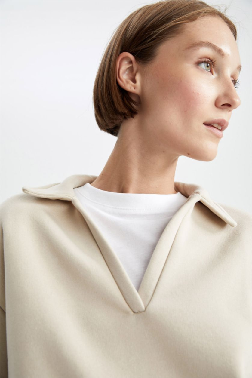 FEMME Beige Sweat- Shirt Coupe décontractée Col Polo Manche Longue