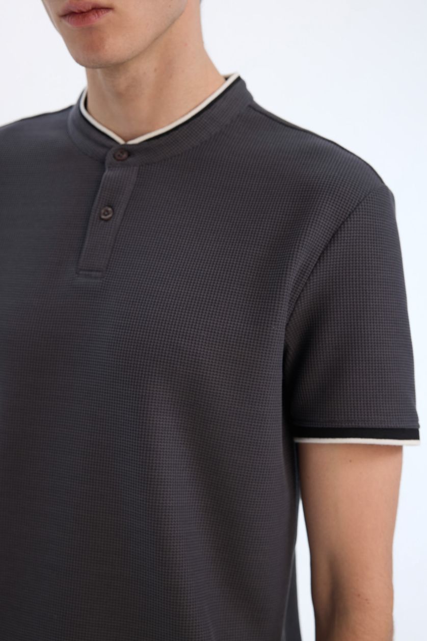 Erkek Antrasit Slim Fit Dar Kesim Dik Yaka Dokulu Kısa Kollu Waffle Polo Tişört