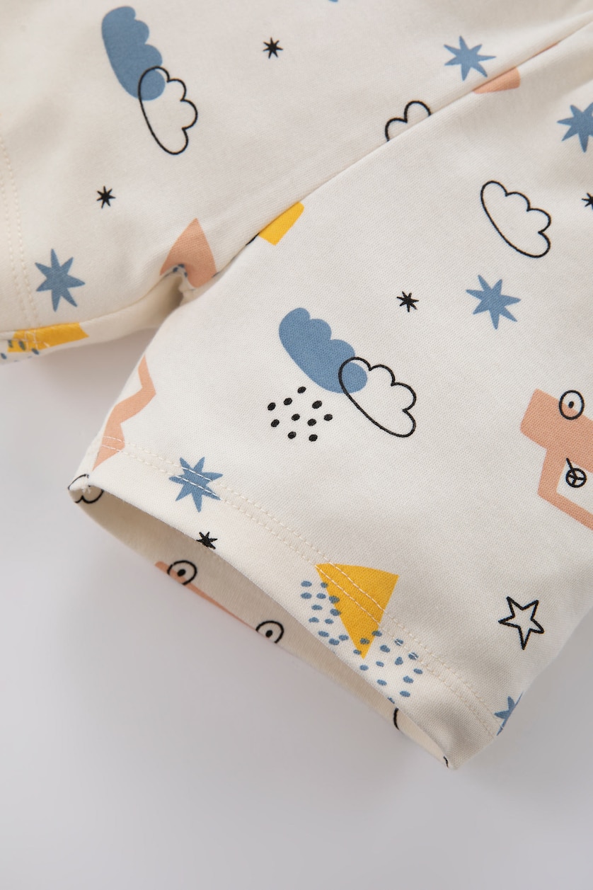 Erkek Bebek Ekru Erkek Bebek Pijama Takımı Desenli Ribana Organik Pamuk Kısa Kollu Üst Şort