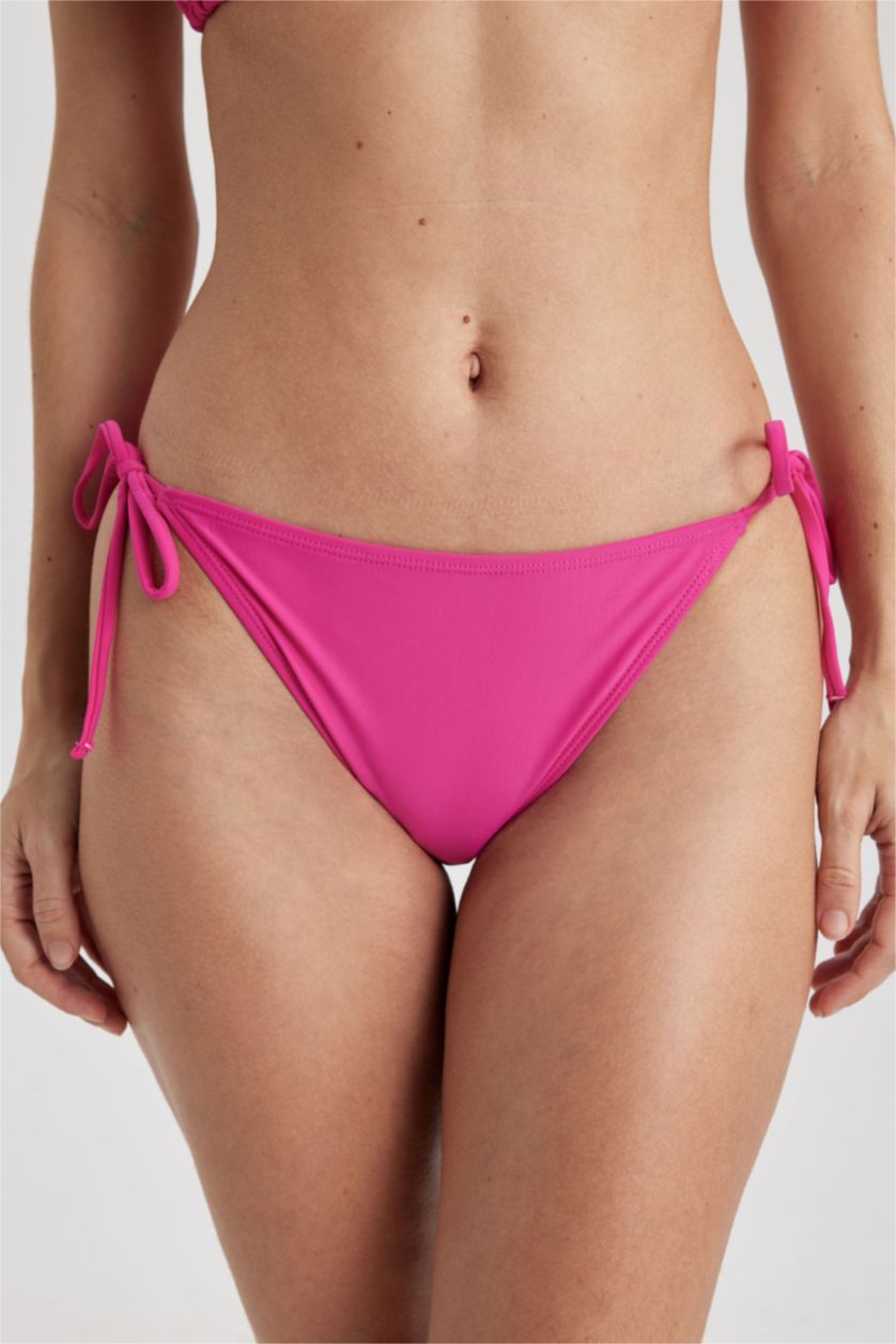 FEMME Rose Bas De Bikini Coupe Régulière de Fall In Love