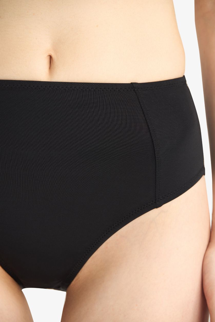 Kadın Siyah Regular Fit Yüksek Bel Bikini Altı