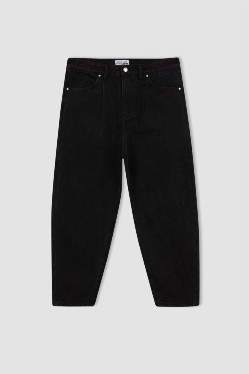 Man Black Balloon Fit Trousers