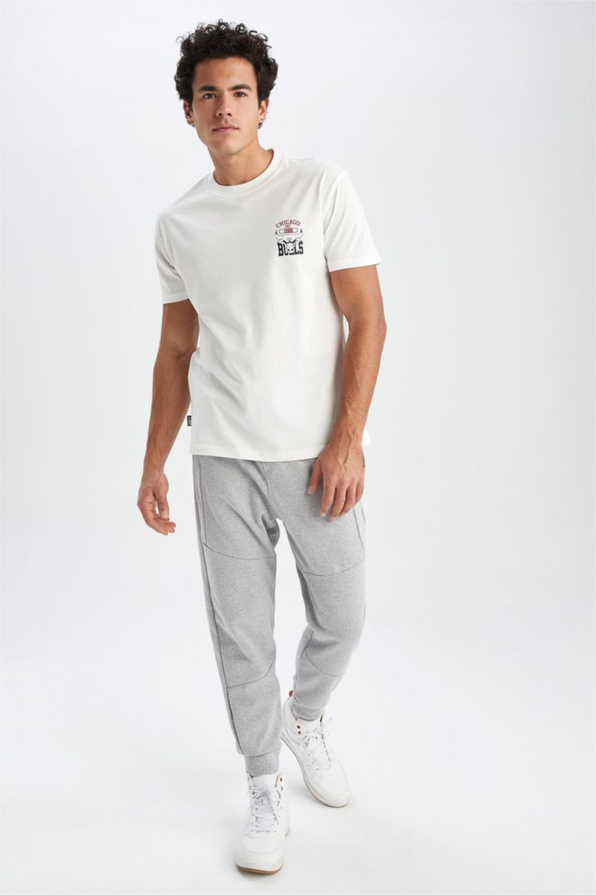 HOMME Écru Defacto Fit Nba Chicago Bulls Coupe Standard T-Shirt À Col Rond