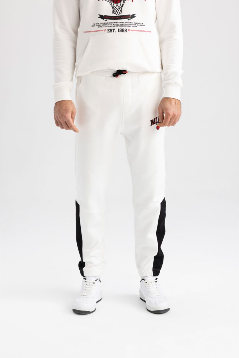 MAN Ecru Standard Fit  Jogger