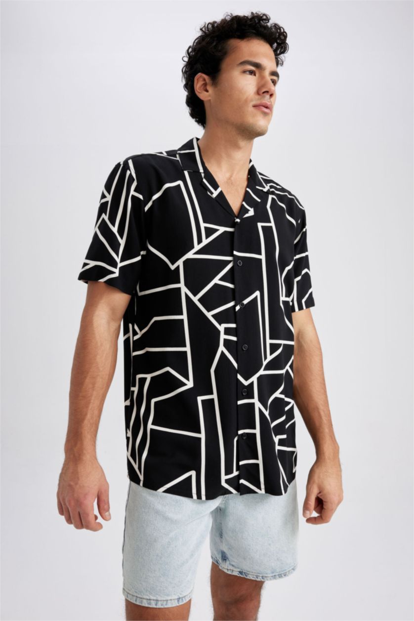 رجال أسود Regular Fit Viscose Short Sleeve Shirt