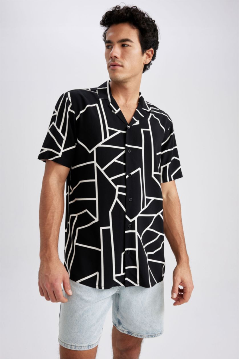 رجال أسود Regular Fit Viscose Short Sleeve Shirt