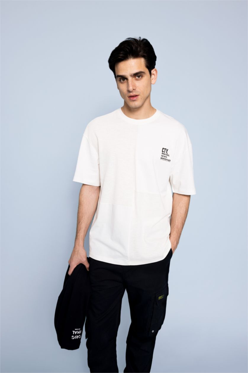 MAN Sand Comfort Fit Crew Neck Printed T-Shirt