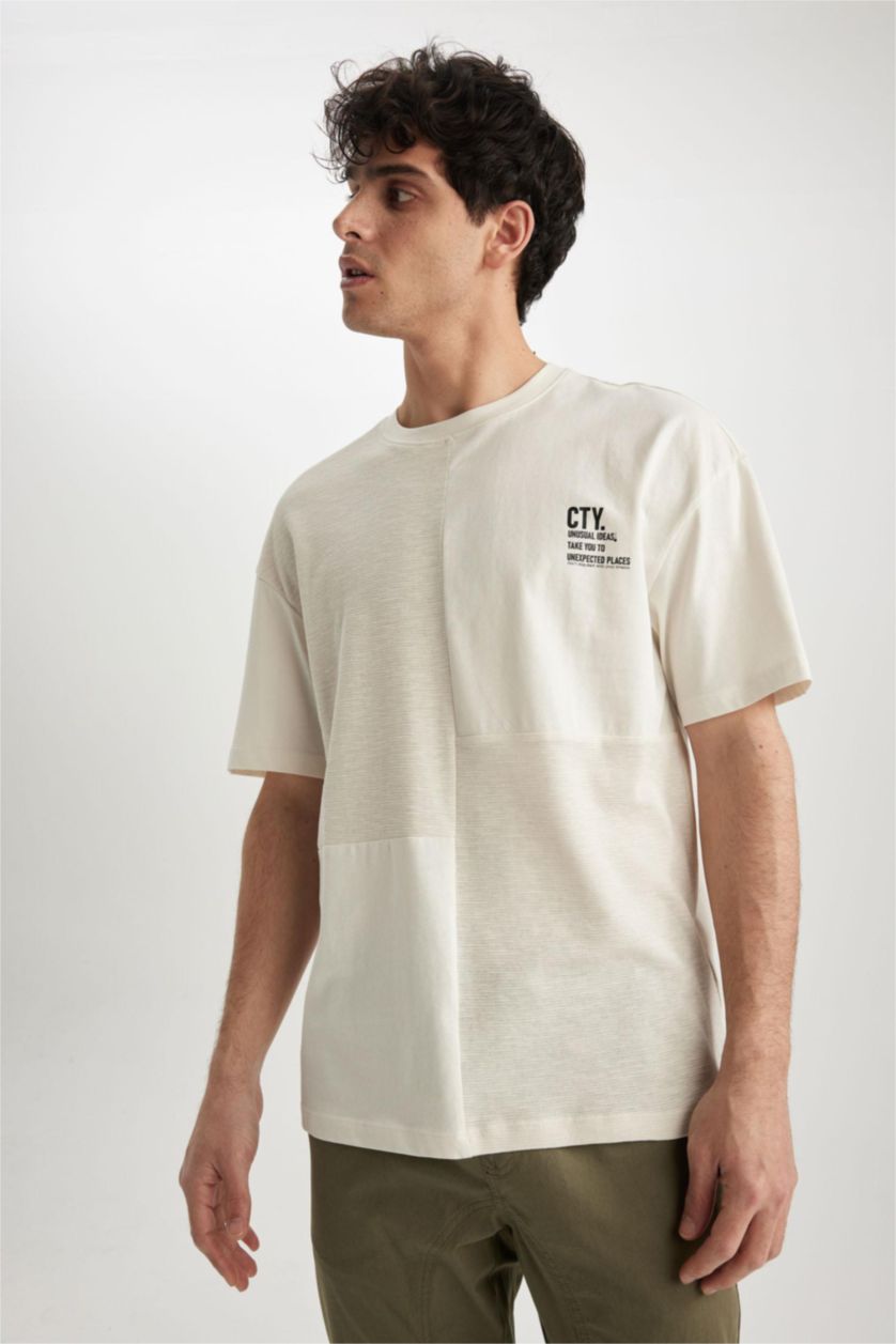 MAN Sand Comfort Fit Crew Neck Printed T-Shirt