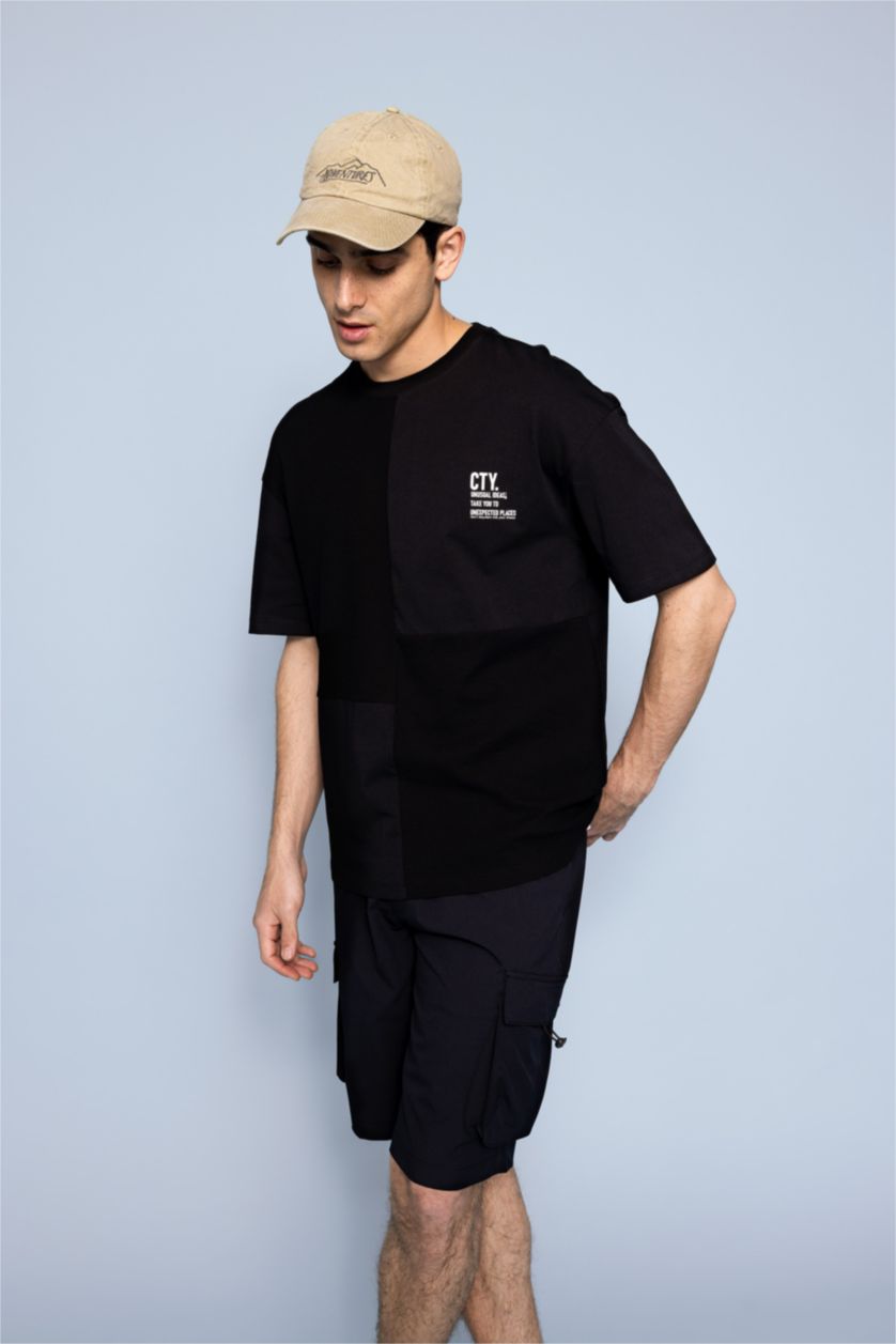 MAN Black Comfort Fit Crew Neck Printed T-Shirt