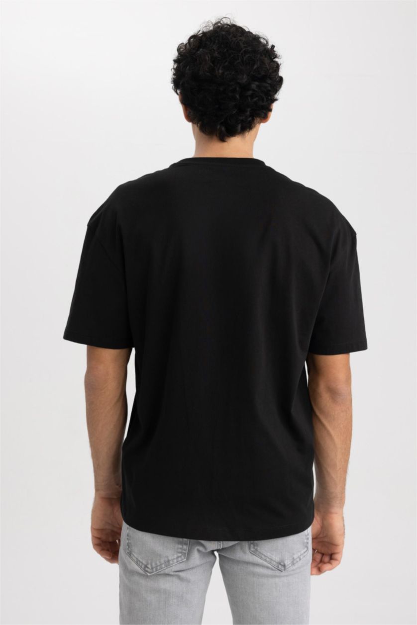 MAN Black Comfort Fit Crew Neck Printed T-Shirt