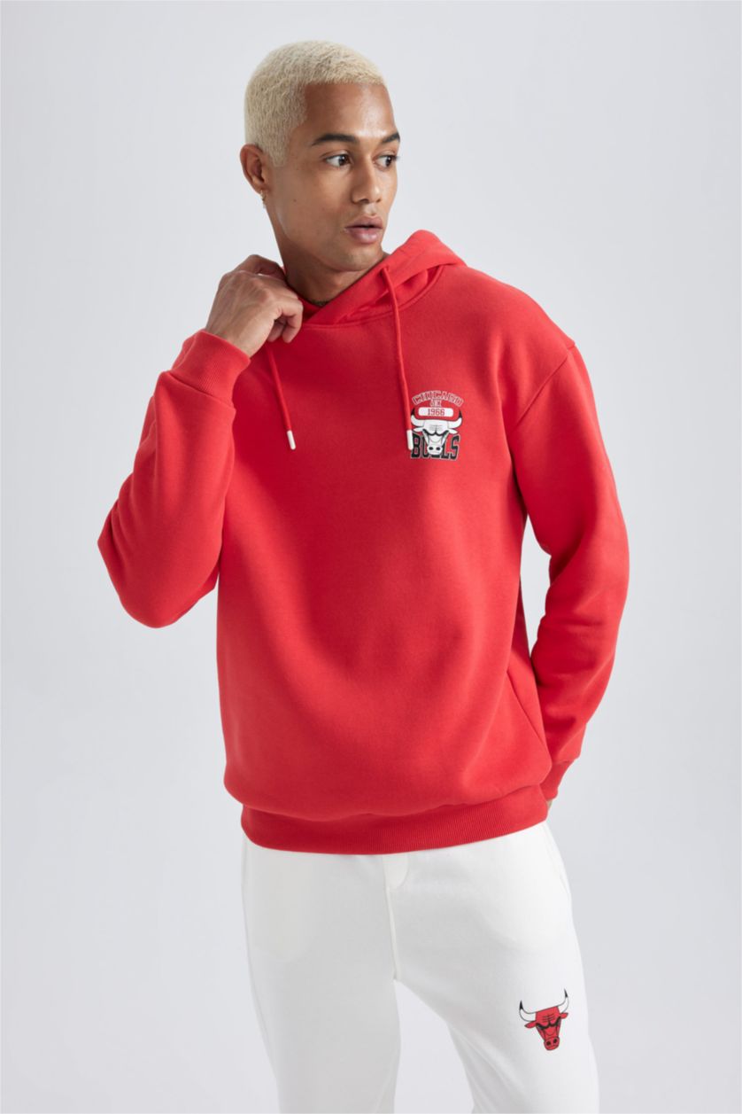 MAN Red Defacto Fit NBA Chicago Bulls Boxy Fit Hoodie Sweatshirt
