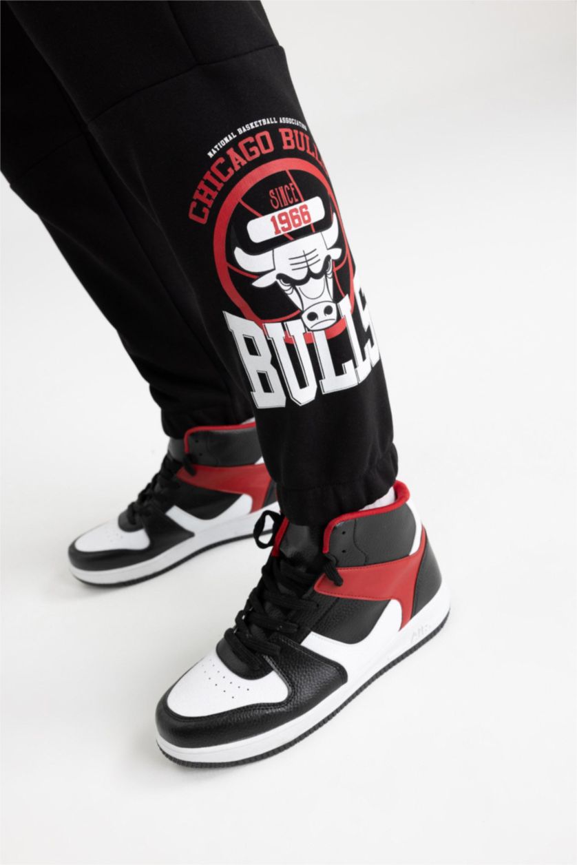 Ерлер қара NBA Chicago Bulls стандарт пішім иілімді жолақ Джоггер