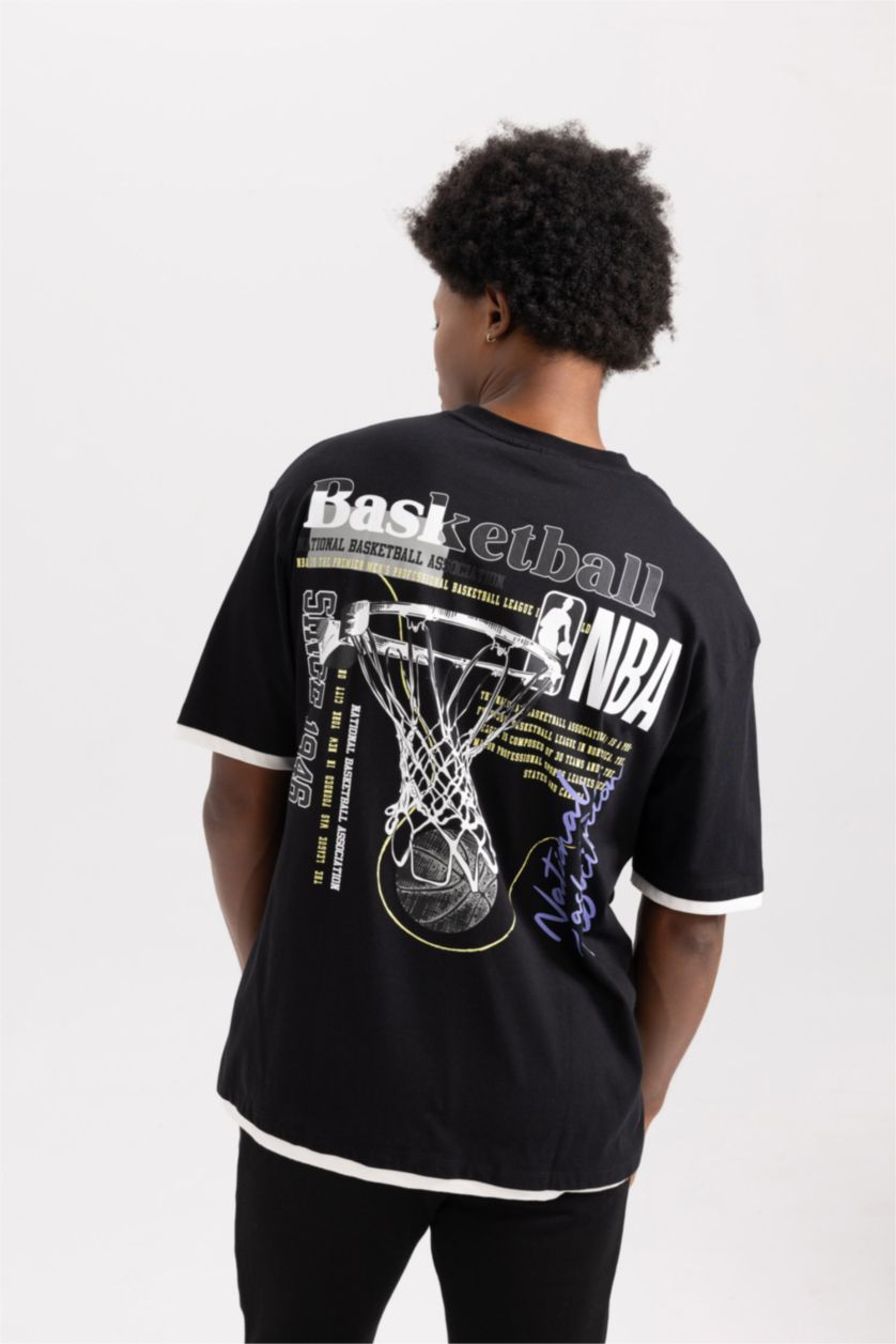 MAN Black Short Sleeve T-Shirt