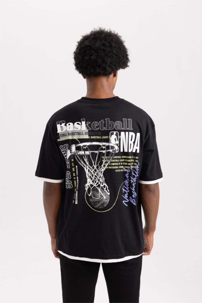 MAN Black Short Sleeve T-Shirt
