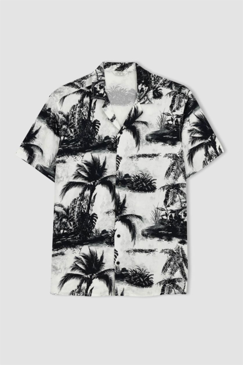 Erkek Beyaz Regular Fıt Apaş Yaka Baskılı Viskon Kısa Kollu Gömlek