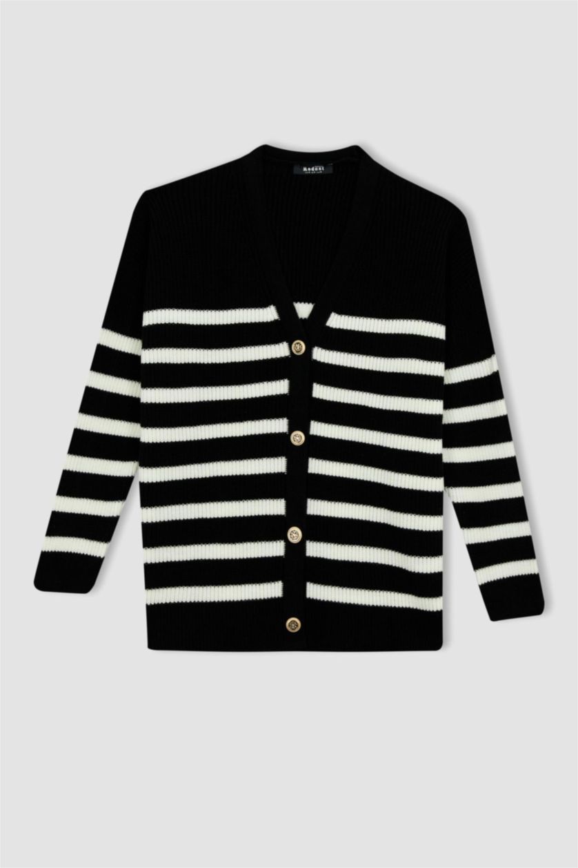 Woman Black Regular Fit Cardigan