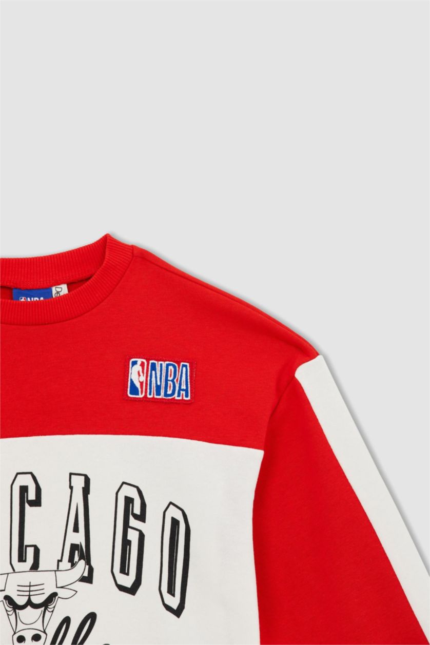 GIRLS & TEENS Red Girls NBA Chicago Bulls Relax Fit Sweatshirt