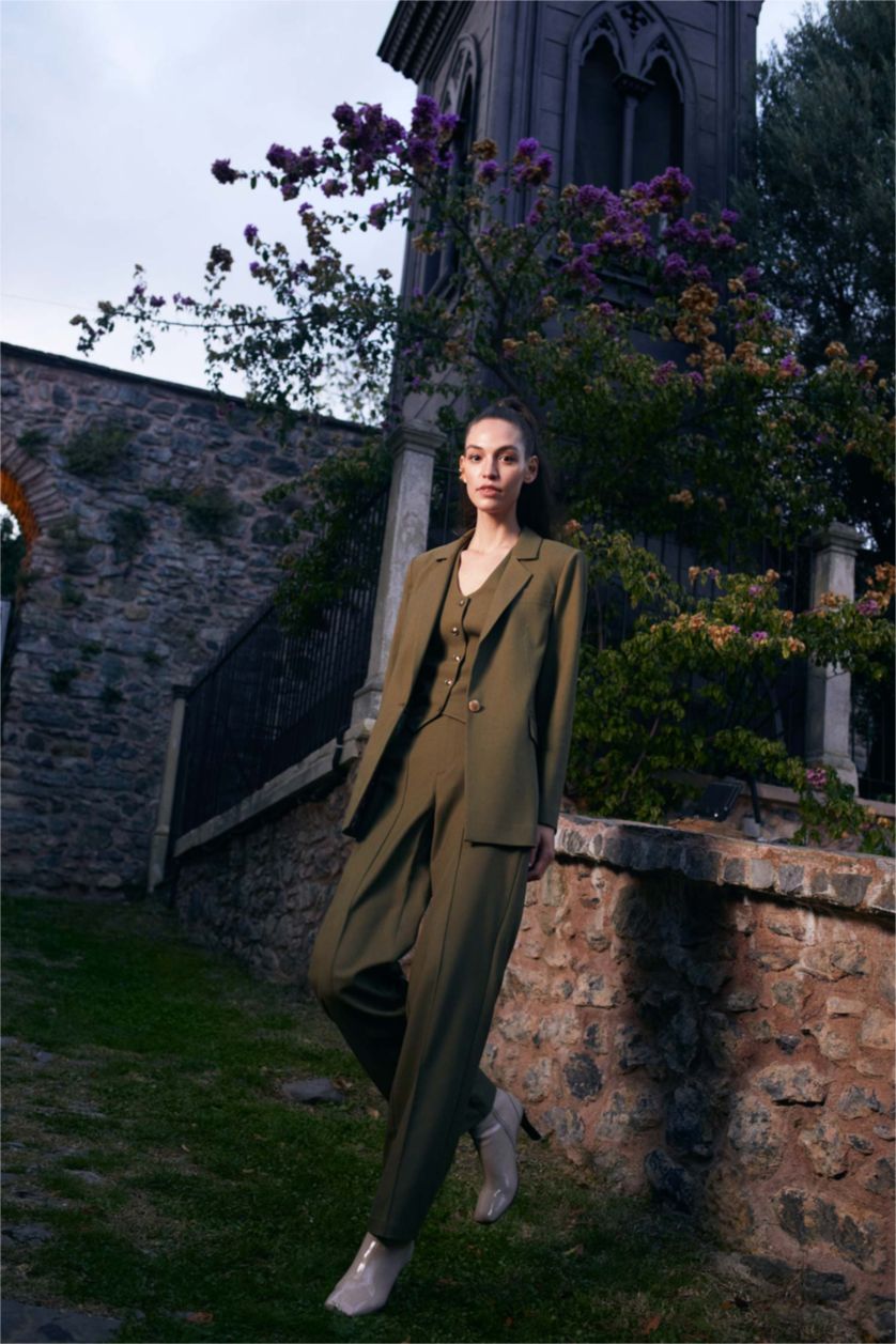 حريمي كاكي بنطلون وايد ليج برجل واسع بجيب من Sorbe X Defacto