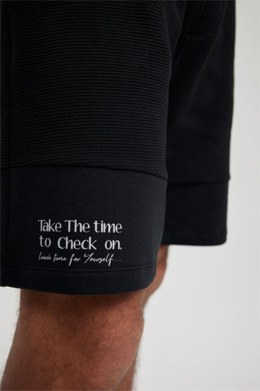 رجال أسود شورت كابري سليم فيت