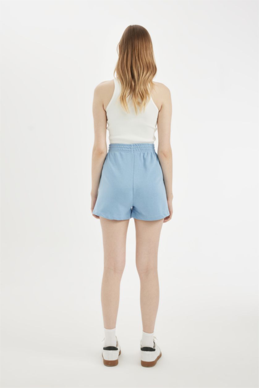 Kadın Mavi Regular Fit Beli Lastikli Basic Düz Şort