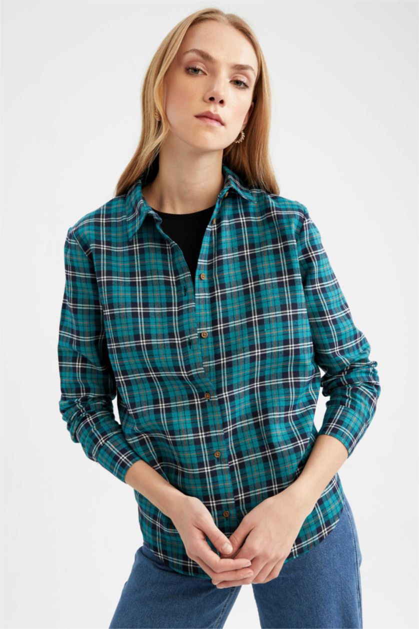 Green WOMAN Oversize Fit Flanel Long Sleeve Shirt 2723348 | DeFacto Green WOMAN Oversize Fit Flanel Long Sleeve Shirt 2723348 | DeFacto