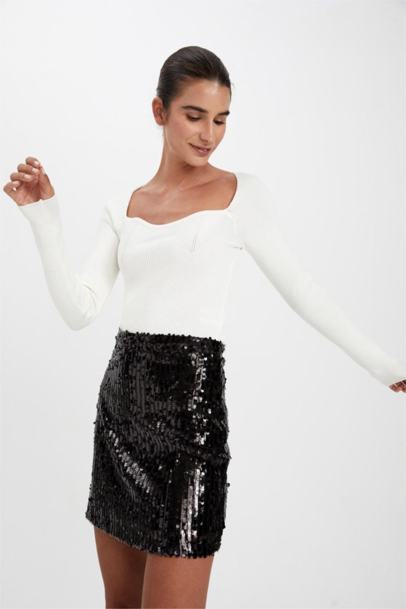 Kadın Siyah A Kesim Payetli Kumaş Mini Etek