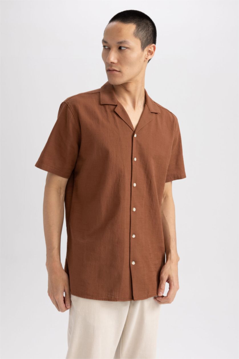 رجالي بني فاتح قميص مودرن فيت نص كم وياقة جاكيت