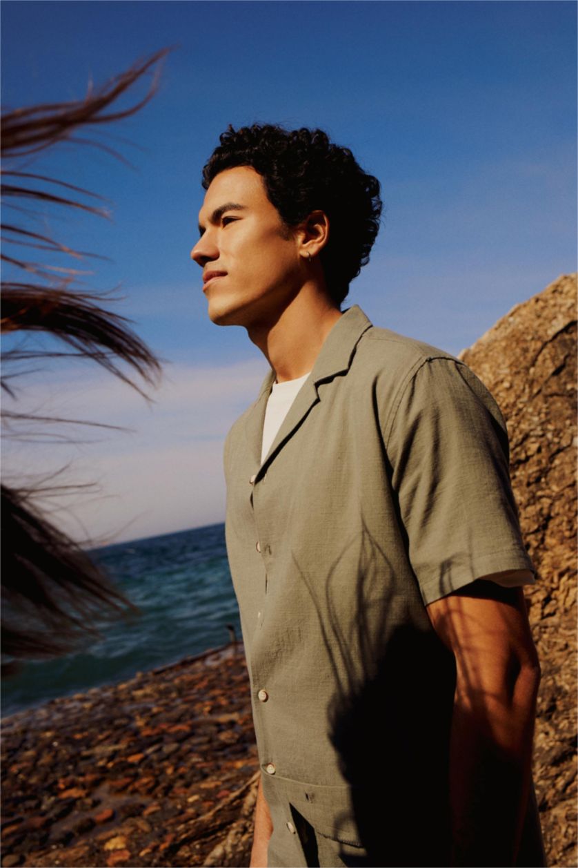 HOMME Kaki Clair Chemise en coton à manches courtes Coupe moderne