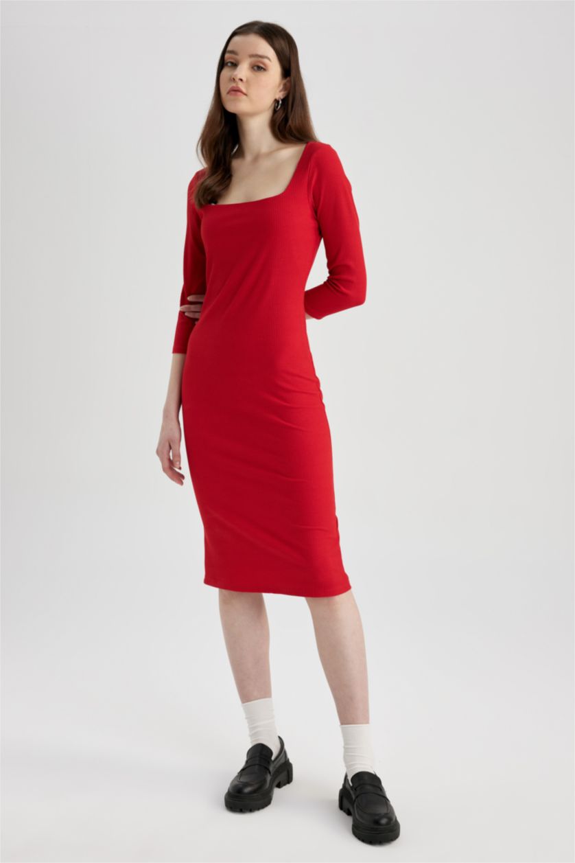 FEMME Rouge Robe À Manches Longues En Tricot Col Carré