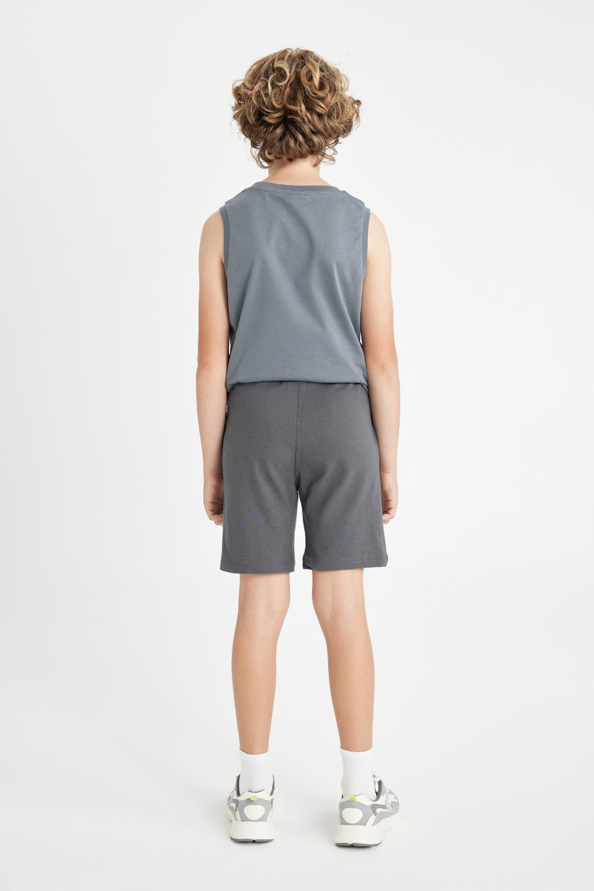 أولاد أنثرا شورت ولادي بيكة بقصة عادية