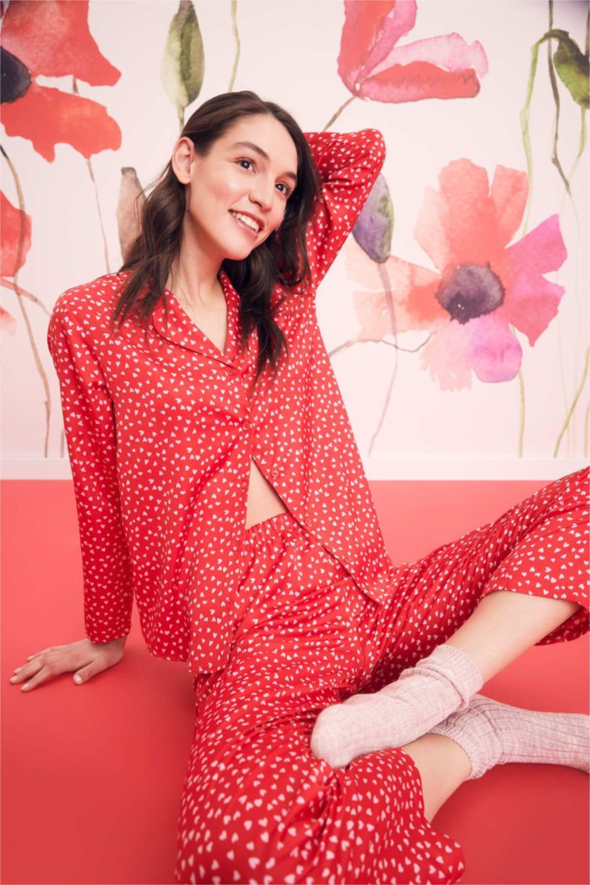 WOMAN Red Fall In Love Valentine Regular Fit Pajama Collar Heart Patterned Pajama Top