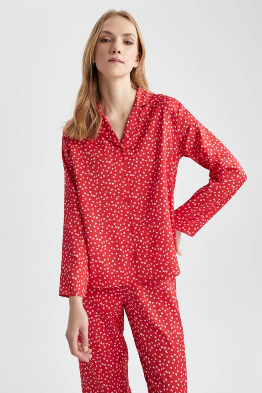 WOMAN Red Fall In Love Valentine Regular Fit Pajama Collar Heart Patterned Pajama Top