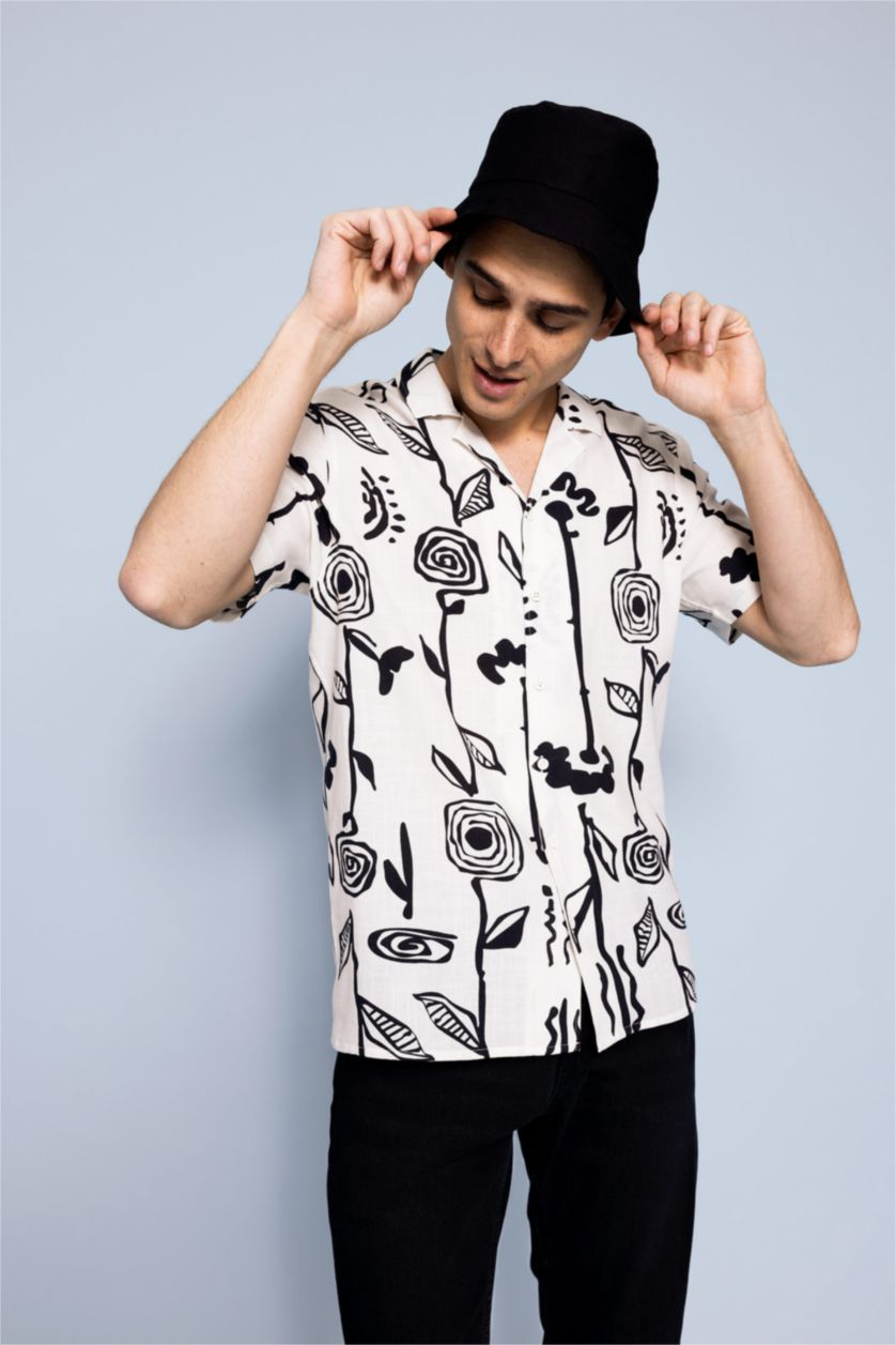 رجال اللون الرملي قميص قطن مطبوع قصة عادية