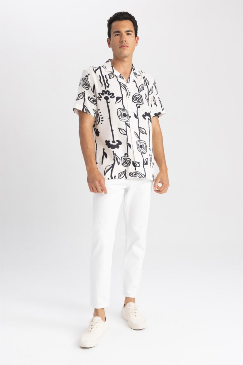 رجال اللون الرملي قميص قطن مطبوع قصة عادية