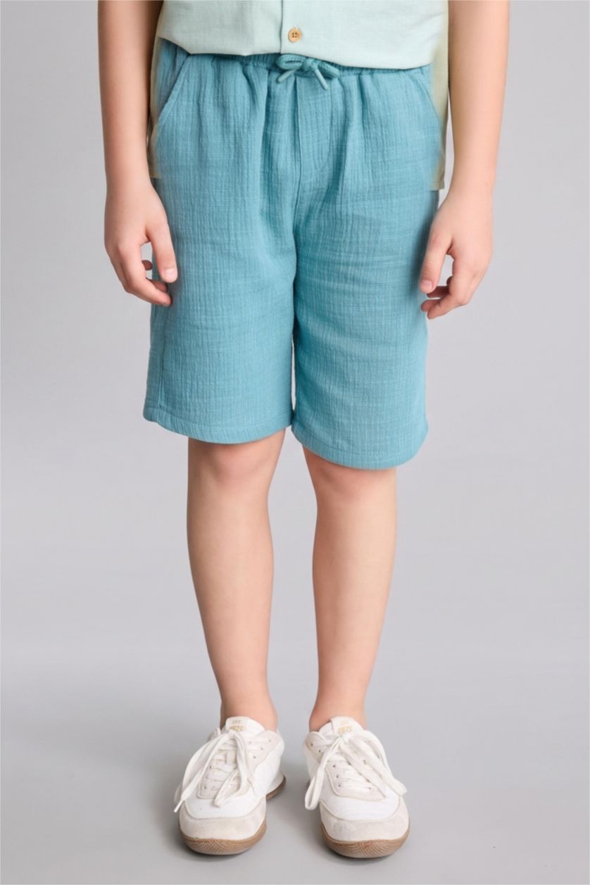 BOYS & TEENS Green Boy Regular Fit Shorts