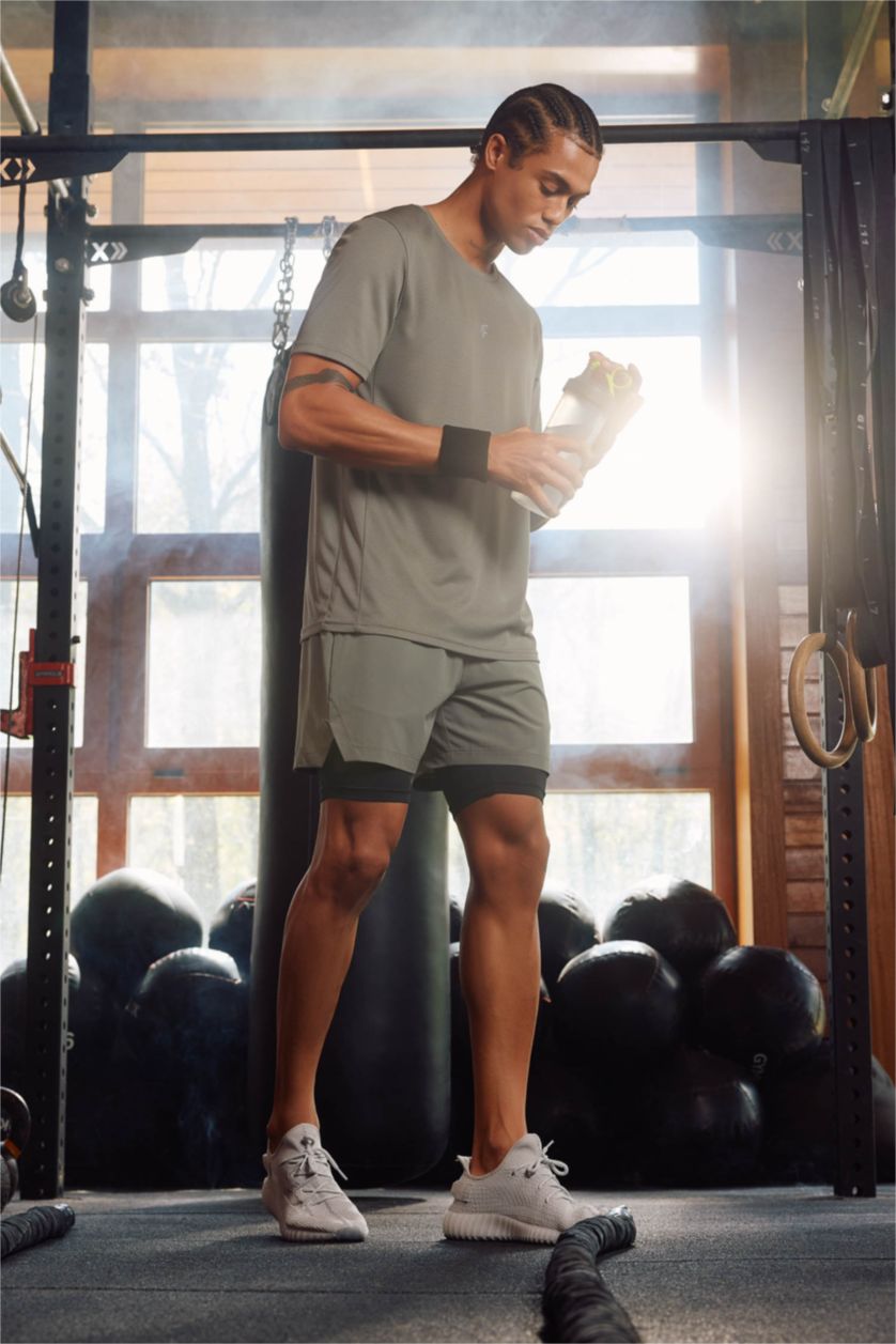 Erkek Haki DeFactoFit Slim Fit Dar Kesim Sporcu Taytlı Dokuma Şort