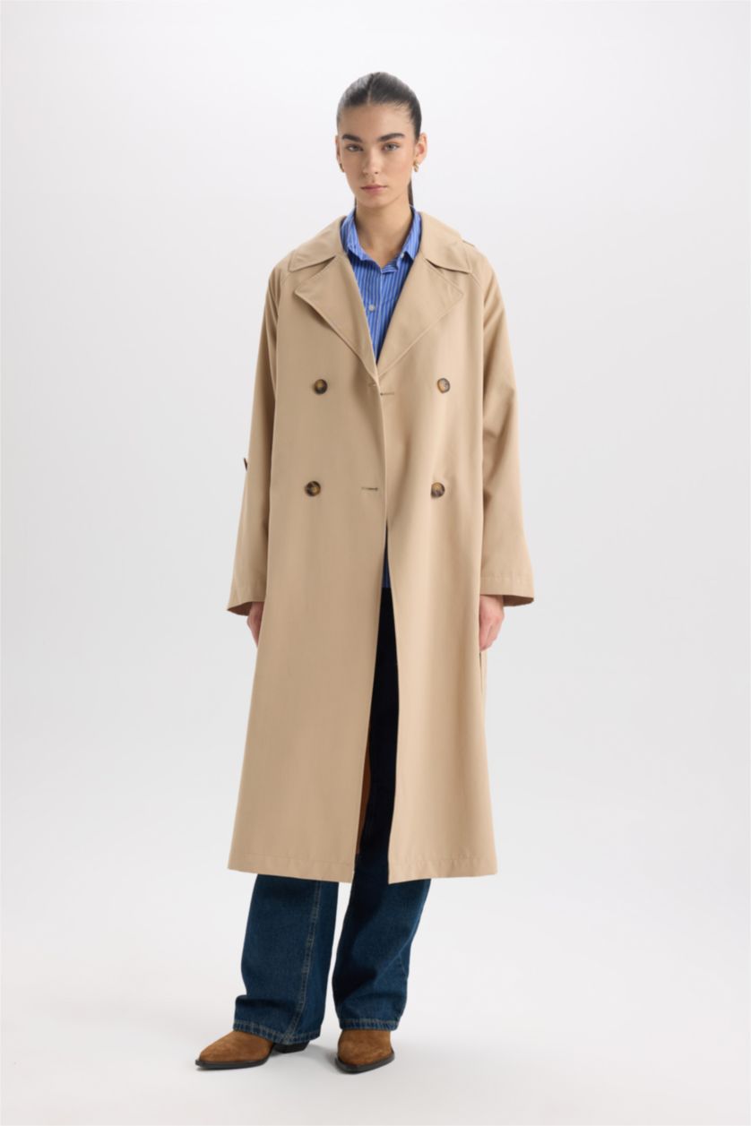 Kadın Camel 	Su İtici Oversize Geniş Kalıp Uzun Trençkot Kruvaze Yaka Düğmeli Cepli Kol Ucu Katlamalı Rüzgarlık Detaylı Mevsimlik